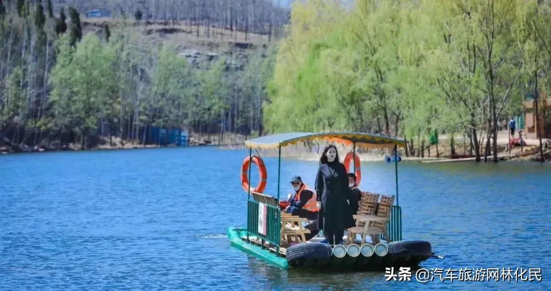 关注汽车旅游网公众号，免费游利山涧
