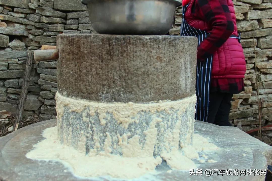 关注汽车旅游网公众号，免费游利山涧