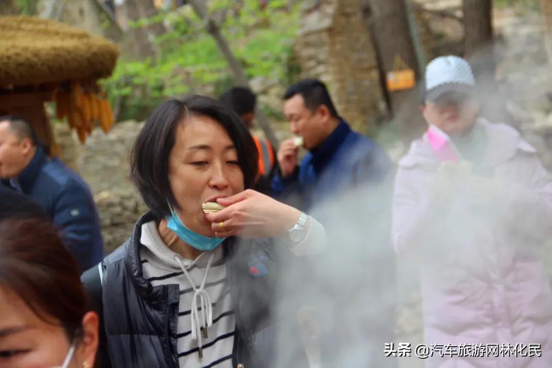 关注汽车旅游网公众号，免费游利山涧