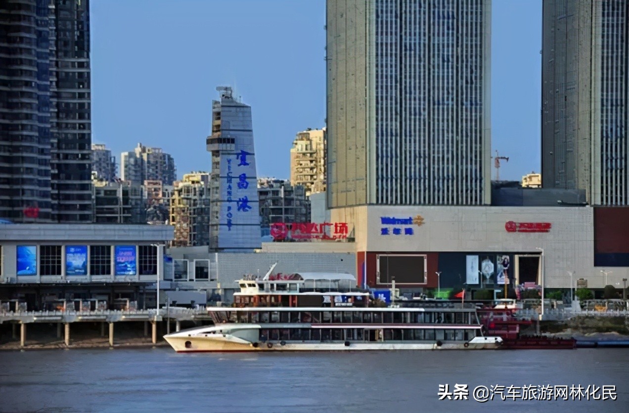 ：880元/人三峡襄阳精华四日游