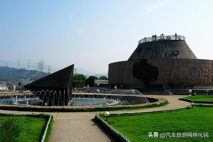 ：880元/人三峡襄阳精华四日游