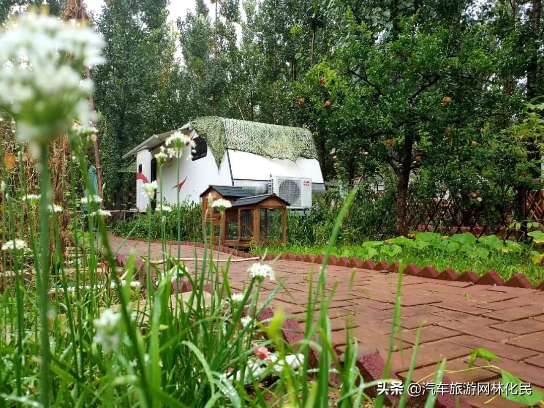 关注汽车旅游网公众号，免费游利山涧