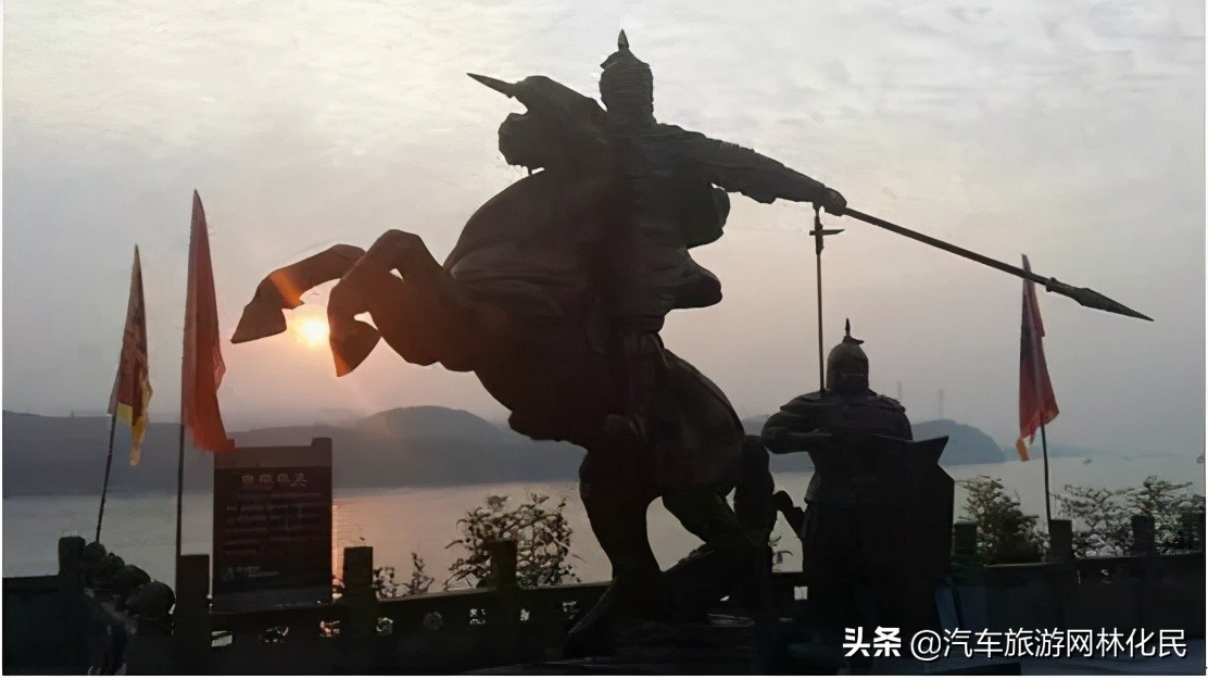 ：880元/人三峡襄阳精华四日游